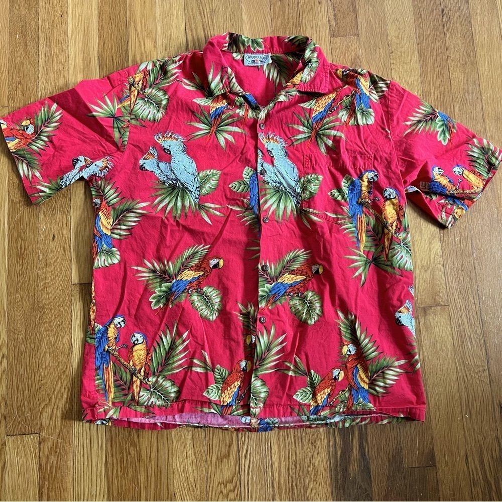 Pacific legend apparel Hawaiin shirt